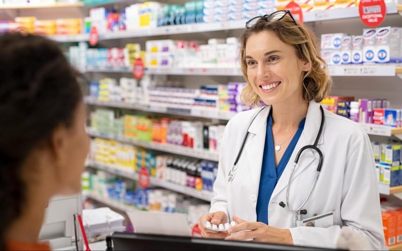 HealthSciences-Pharmacy-CustomerPharmacist